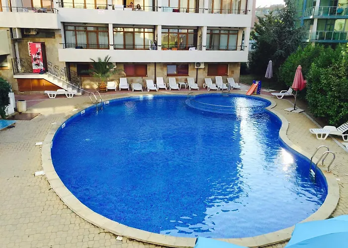 Stamopolu 1 דירה פרימורסקו